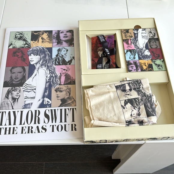 Taylor Swift VIP Box! - Picture 2 of 2